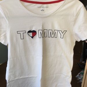 Tommy Hilfiger Graphic Tee